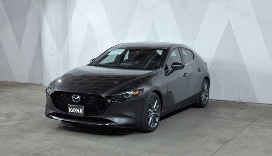 Mazda • Mazda 3