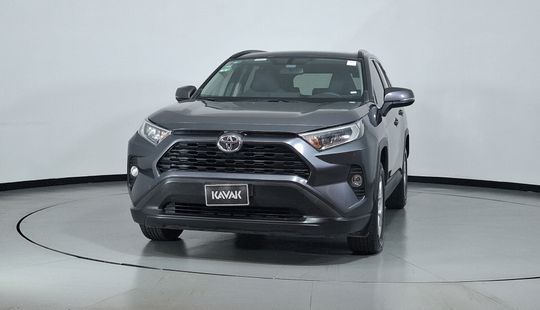 Toyota • RAV4