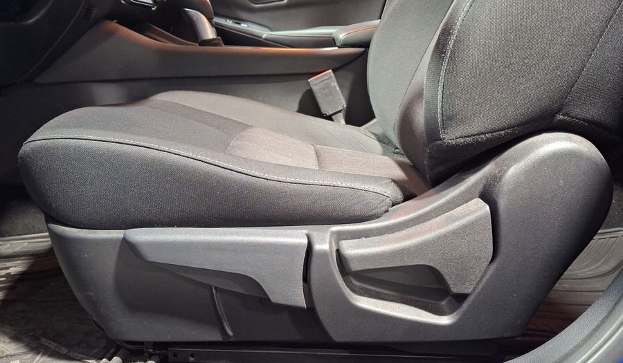 Nissan Sentra 2.0 ADVANCE CVT Sedan 2024