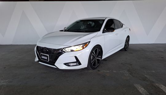 Nissan • Sentra