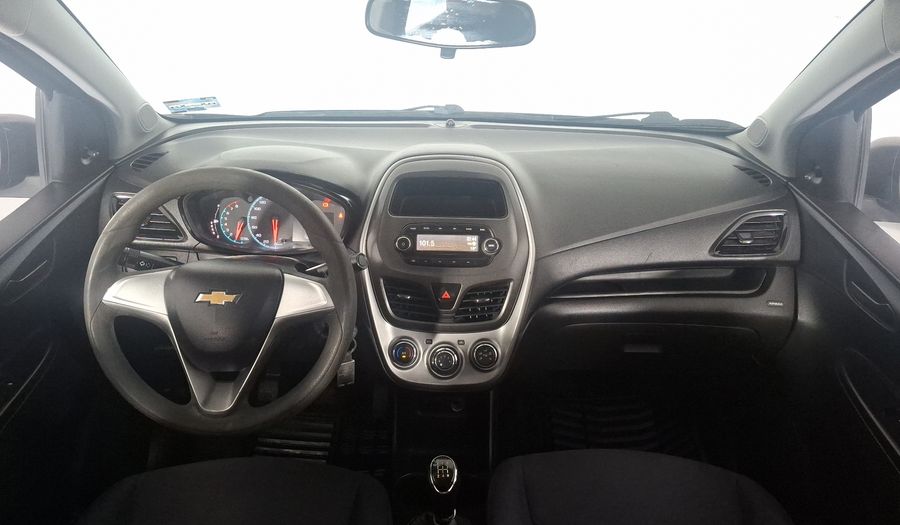 Chevrolet Spark 1.4 LT B MT Hatchback 2016