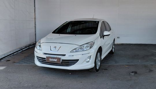 Peugeot • 408