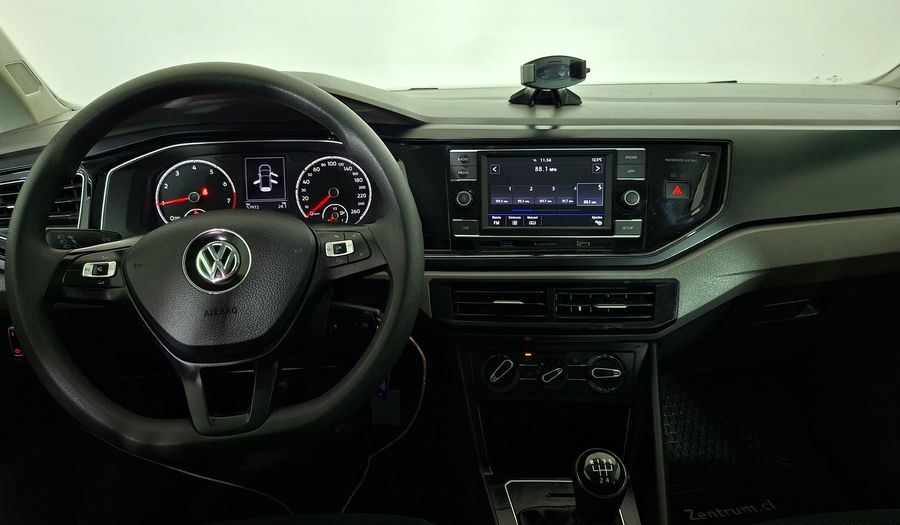 Volkswagen Polo 1.6 110 CV COMFORTLINE Hatchback 2021