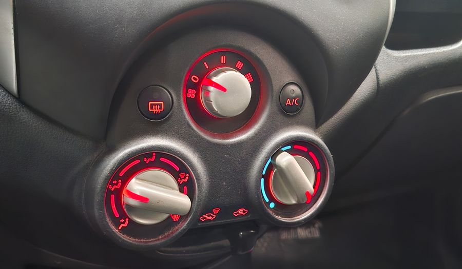 Nissan Note 1.6 ADVANCE Hatchback 2015