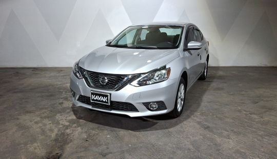 Nissan • Sentra