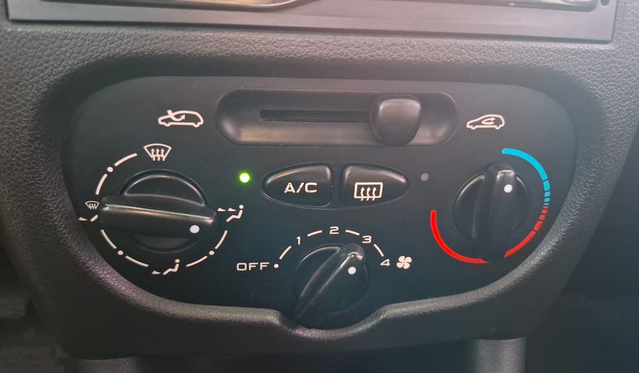 Peugeot 207 1.4 ALLURE COMPACT Sedan 2013