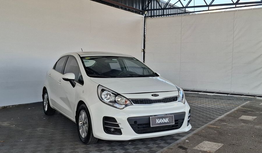 Kia Rio 1.4 EX AT Hatchback 2015