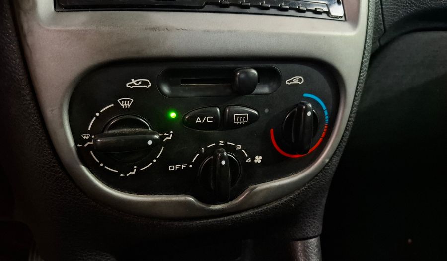 Peugeot 206 1.4 ALLURE Hatchback 2012