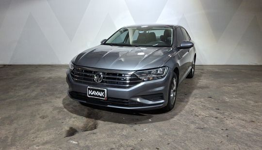 Volkswagen • Jetta
