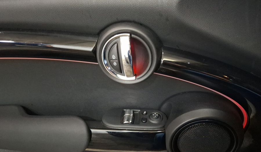 Mini Cooper S 2.0 COOPER ALL BLACK DCT Hatchback 2024