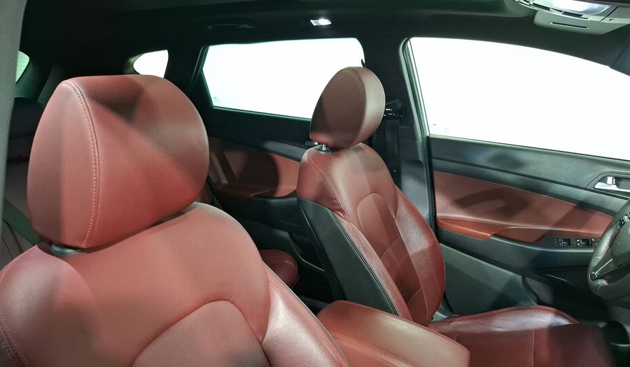 Hyundai Tucson 2.4 LIMITED TECH AUTO Suv 2021