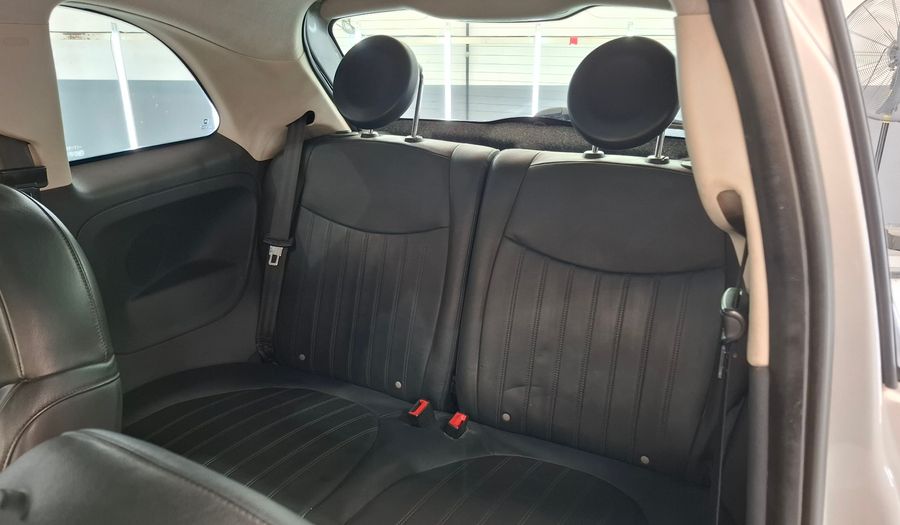 Fiat 500 1.4 16V LOUNGE AUTO Hatchback 2012