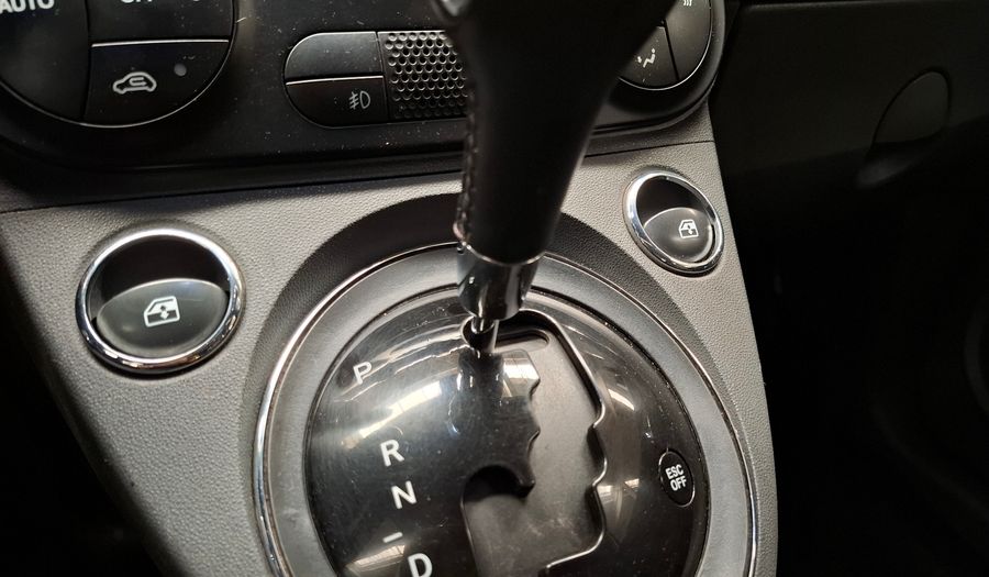 Fiat 500 1.4 16V LOUNGE AUTO Hatchback 2012