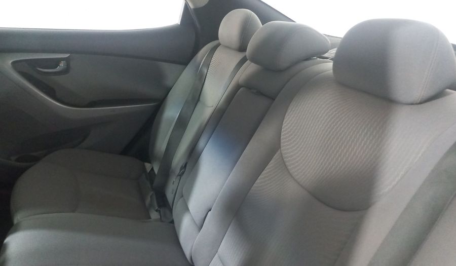 Hyundai Elantra 1.8 GLS PREMIUM AT Sedan 2015