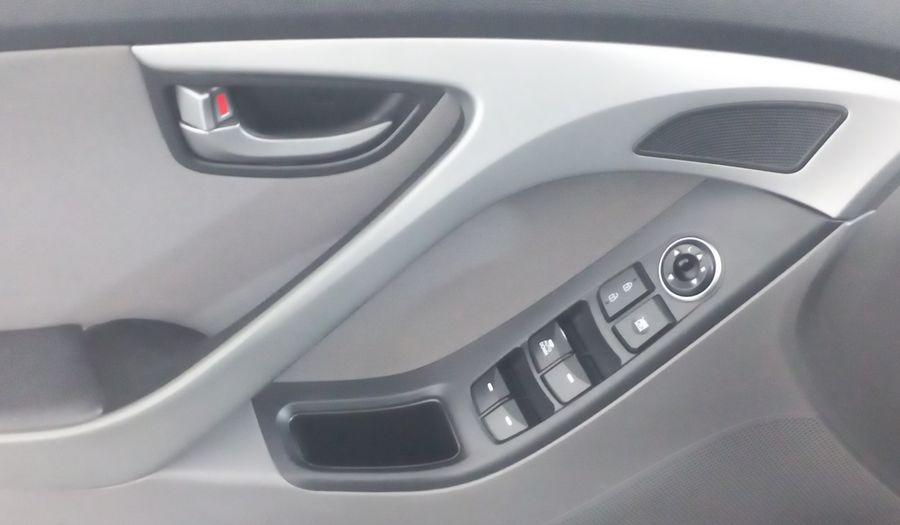 Hyundai Elantra 1.8 GLS PREMIUM AT Sedan 2015