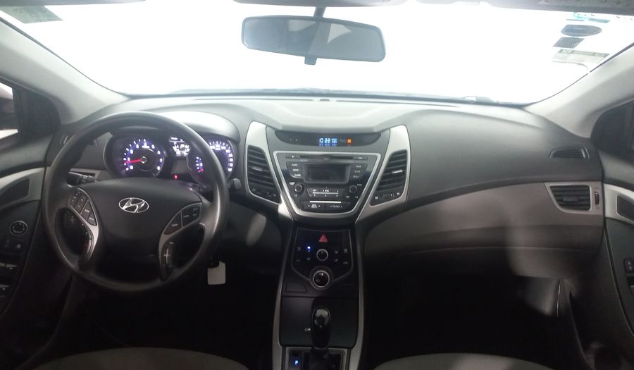 Hyundai Elantra 1.8 GLS PREMIUM AT Sedan 2015