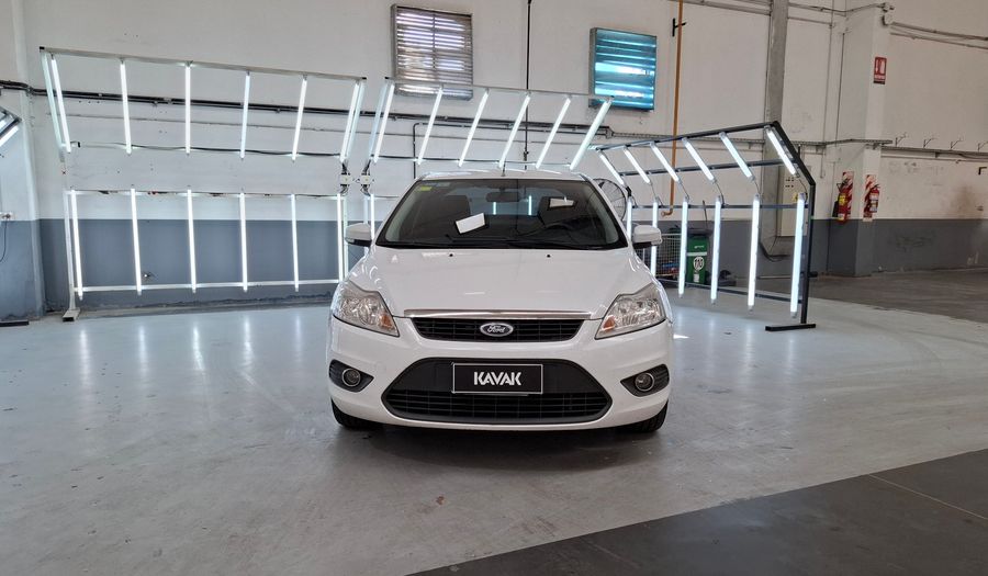 Ford Focus Ii 2.0 TREND Sedan 2012