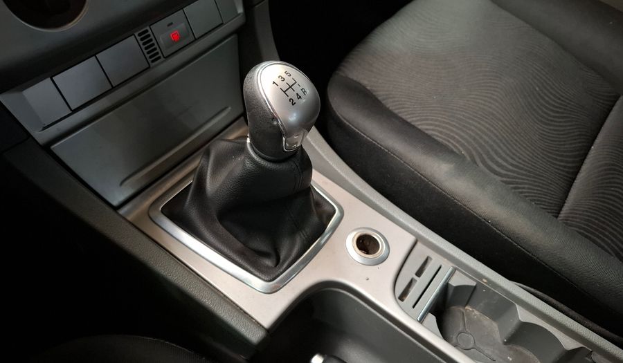 Ford Focus Ii 2.0 TREND Sedan 2012