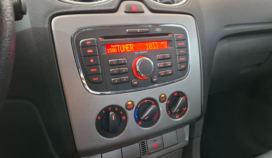 Ford Focus Ii 2.0 TREND Sedan 2012