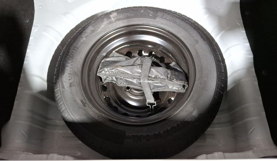 Renault Kwid 1.0 BITONO Hatchback 2023