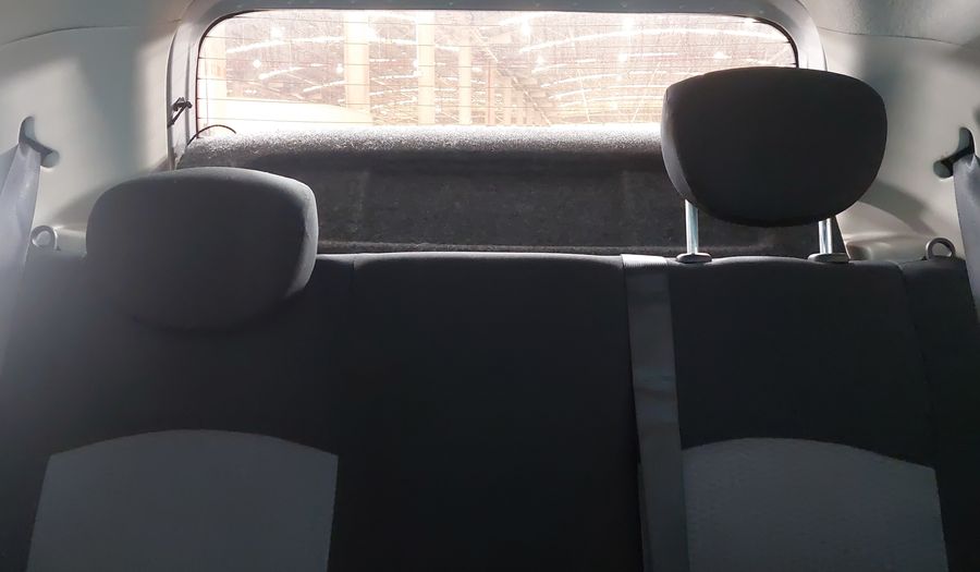 Nissan March 1.0 16V FLEX S Hatchback 2014
