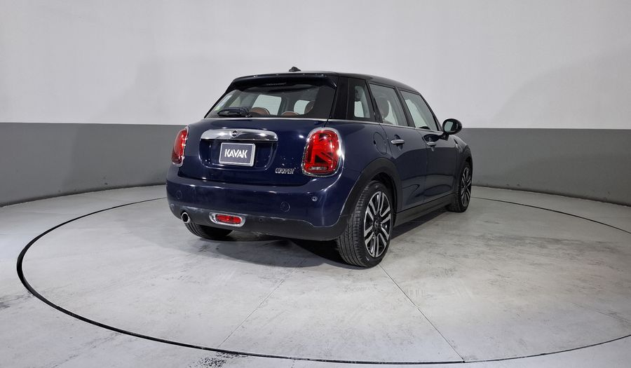 Mini Cooper 1.5 COOPER PEPPER DCT Hatchback 2019