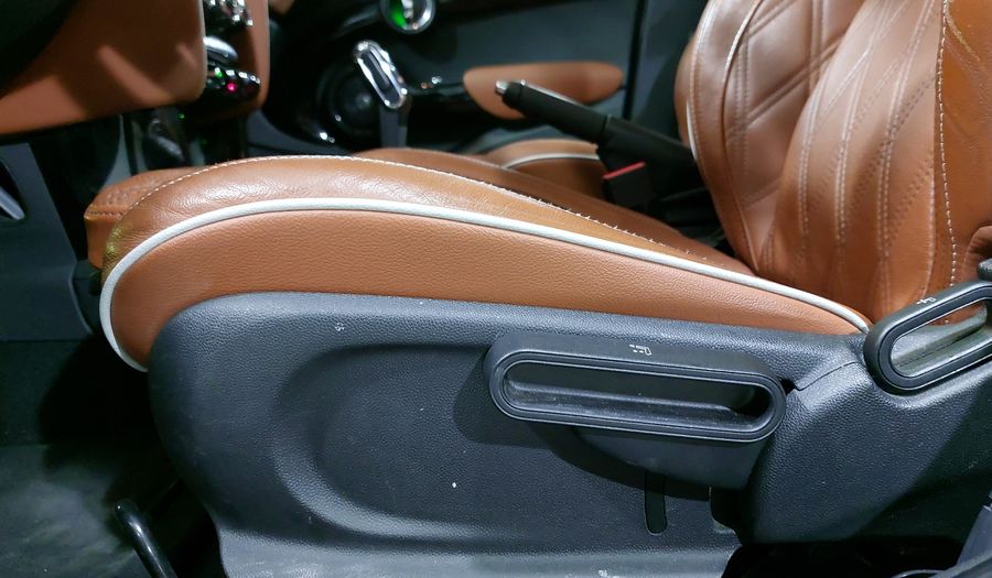 Mini Cooper 1.5 COOPER PEPPER DCT Hatchback 2019