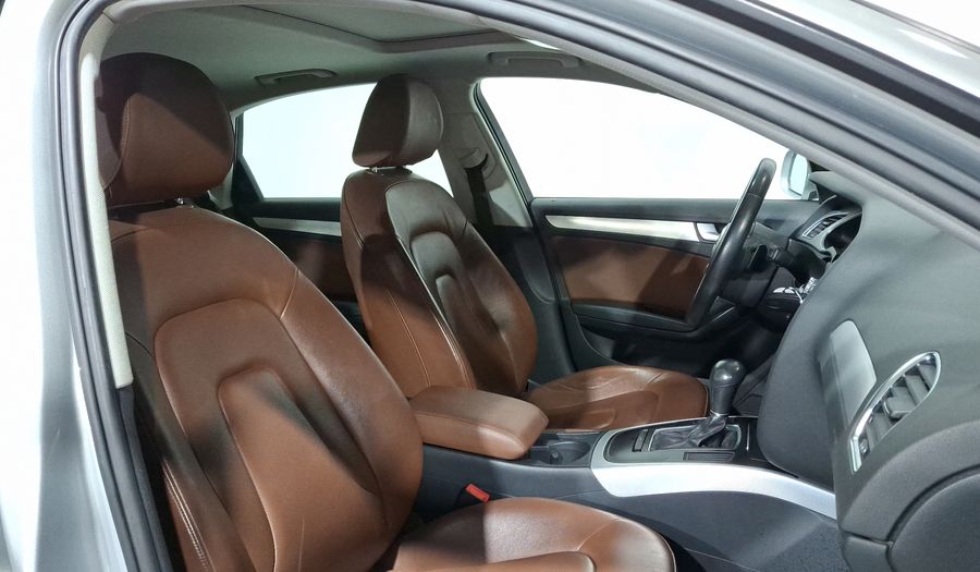 Audi A4 1.8 TFSI TRENDY PLUS MULTITRONIC Sedan 2011