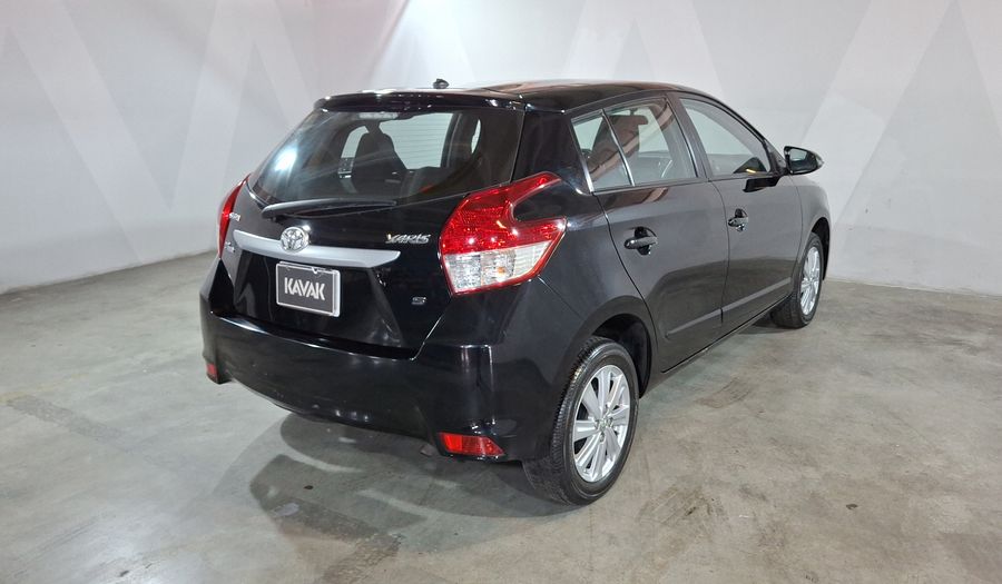 Toyota Yaris 1.5 SE AT 5PTAS Hatchback 2017