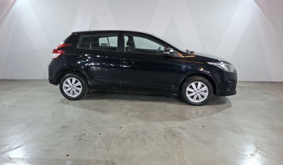 Toyota Yaris 1.5 SE AT 5PTAS Hatchback 2017