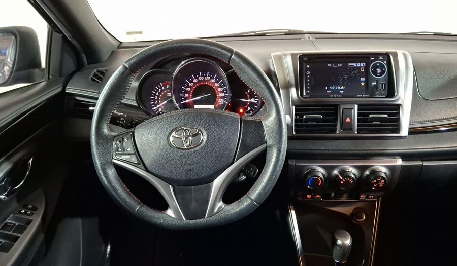 Toyota Yaris 1.5 SE AT 5PTAS Hatchback 2017