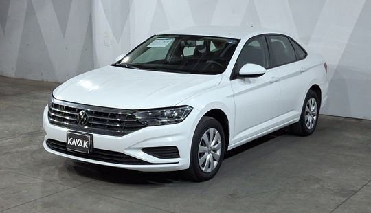 Volkswagen • Jetta