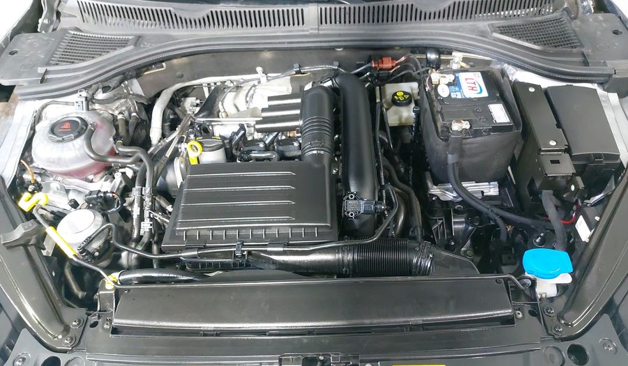 Volkswagen Jetta 1.4 COMFORTLINE AUTO Sedan 2021