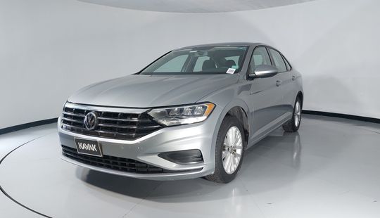 Volkswagen • Jetta