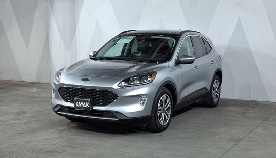 Ford • Escape