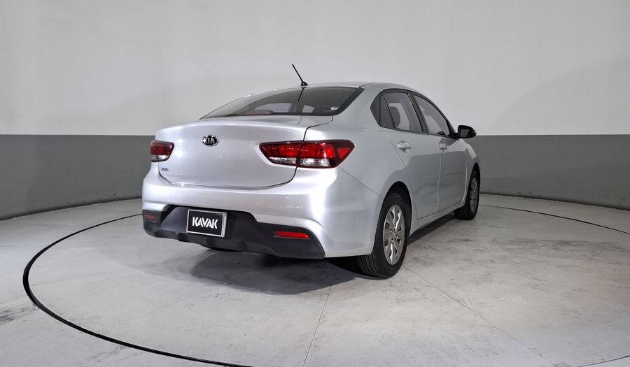 Kia Rio 1.6 L AUTO Sedan 2018