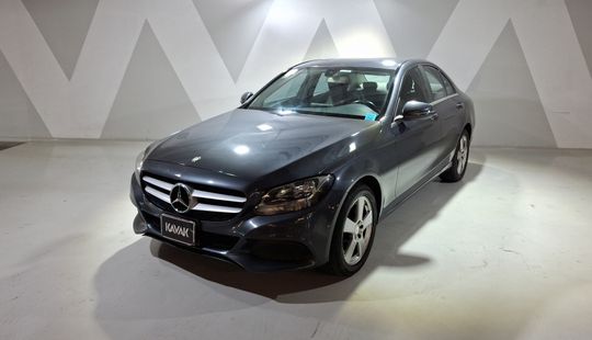 Mercedes Benz • Clase C