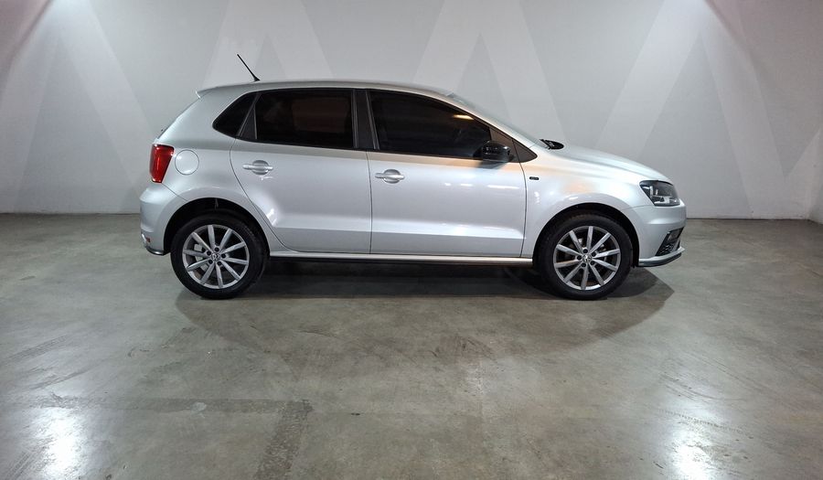 Volkswagen Polo 1.6 COMFORTLINE PLUS Hatchback 2022