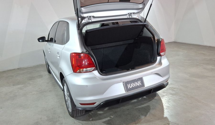 Volkswagen Polo 1.6 COMFORTLINE PLUS Hatchback 2022
