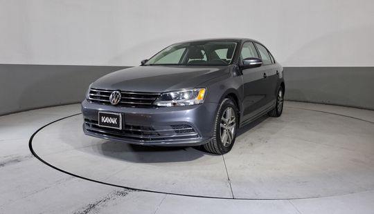 Volkswagen • Jetta