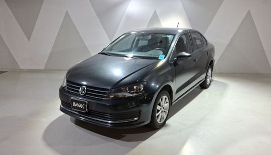 Volkswagen • Vento