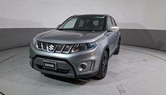 Suzuki • Vitara