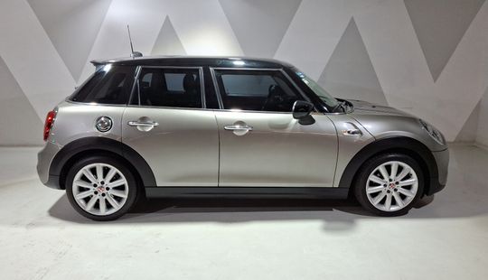 Mini • Cooper S