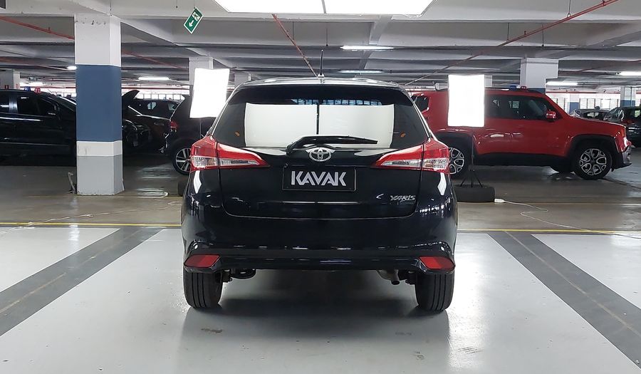 Toyota Yaris 1.3 XL LIVE CVT Hatchback 2022