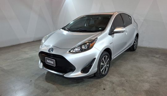 Toyota • Prius C