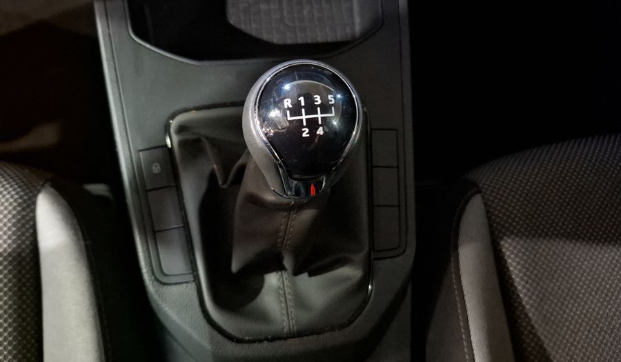 Seat Ibiza 1.6 STYLE Hatchback 2021