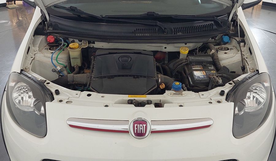 Fiat Palio 1.6 E.TORQ FLEX SPORTING DUALOGIC Hatchback 2017
