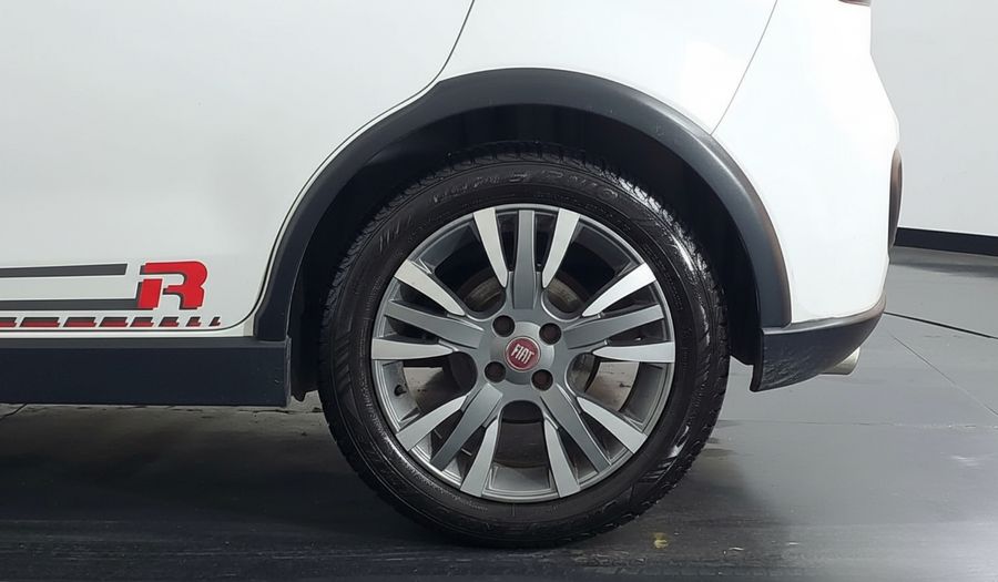 Fiat Palio 1.6 E.TORQ FLEX SPORTING DUALOGIC Hatchback 2017