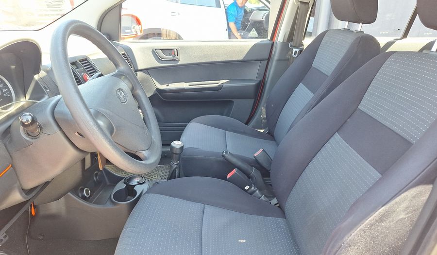 Hyundai Getz 1.4 FL GL 2AB AC Hatchback 2010