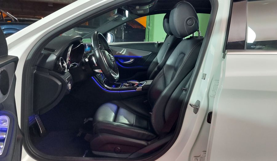 Mercedes Benz Clase C 2.0 300 AMG LINE AUTO Sedan 2019